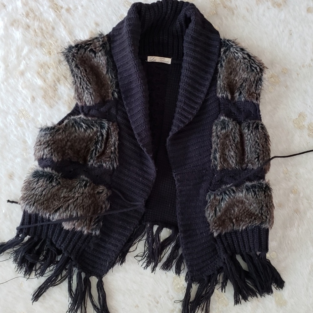 Knitted faux fur vest